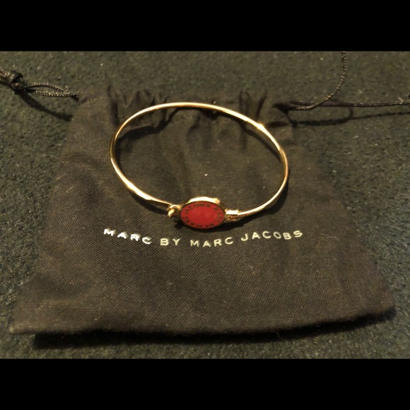 Marc by Marc Jacobs Cuff Bracelet in Pink/Gold - Picture 1 of 3
